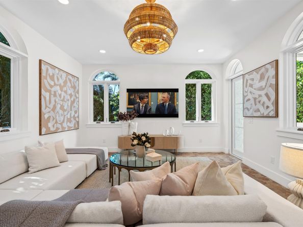 704 N Swinton Avenue, Delray Beach FL 33444