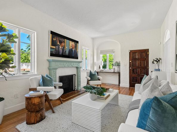 704 N Swinton Avenue, Delray Beach FL 33444