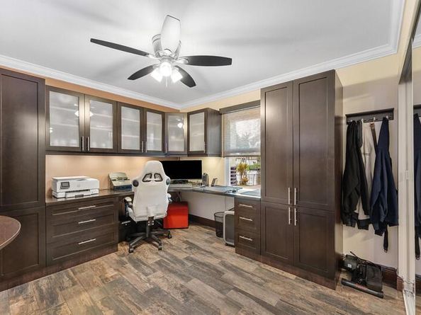 100 Royal Court, Royal Palm Beach FL 33411