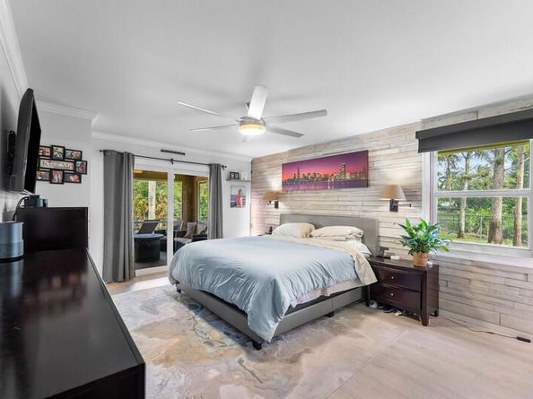 100 Royal Court, Royal Palm Beach FL 33411