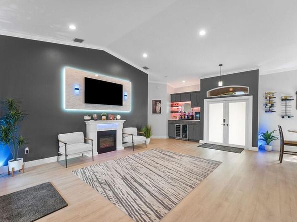100 Royal Court, Royal Palm Beach FL 33411