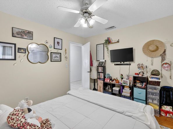 5310 NW 31st St, Margate FL 33063