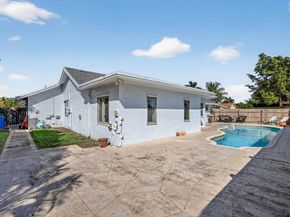 5310 NW 31st St, Margate FL 33063