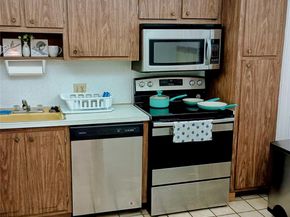 3200 N Palm Aire Dr 105, Pompano Beach FL 33069