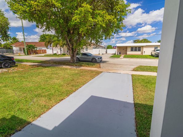 11014 Westwood Lake Drive, Miami FL 33165