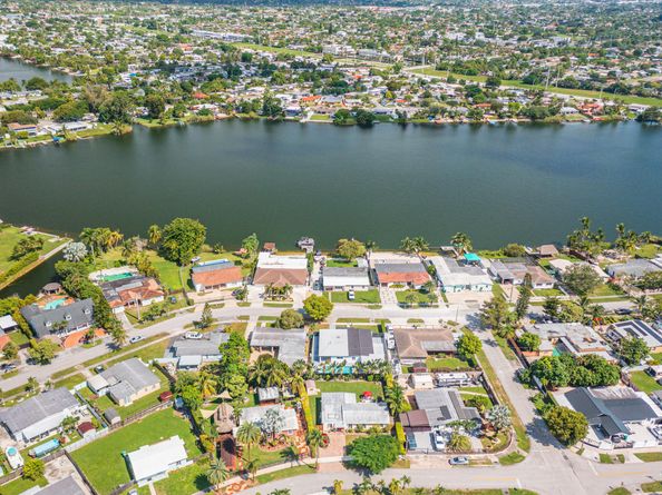 11014 Westwood Lake Drive, Miami FL 33165