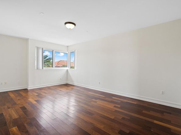 455 E Palmetto Park Road 3, Boca Raton FL 33432