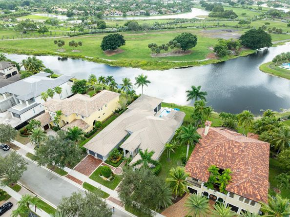 6705 NW 122nd Ave, Parkland FL 33076