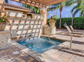 616 Clearwater Park Road Lp06, West Palm Beach FL 33401
