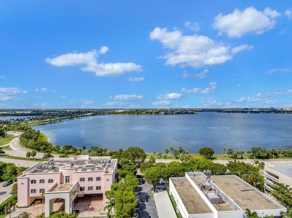 616 Clearwater Park Road Lp06, West Palm Beach FL 33401