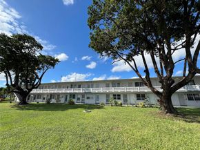 165 NE 203rd Ter C29, Miami FL 33179