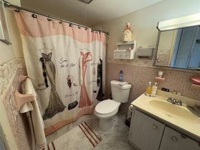 165 NE 203rd Ter C29, Miami FL 33179