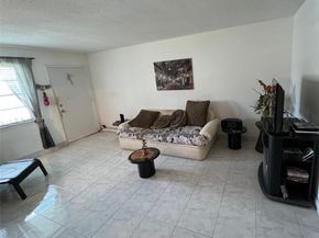 165 NE 203rd Ter C29, Miami FL 33179