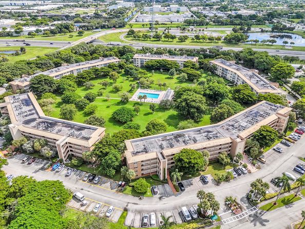 1605 Abaco Drive J4, Coconut Creek FL 33066
