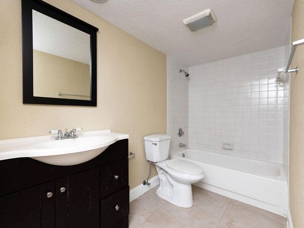 2429 Waterside Drive, Lake Worth FL 33461