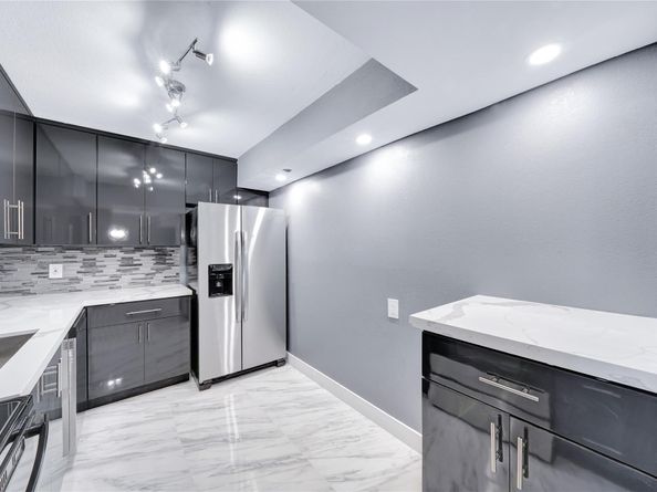 1100 Saint Charles Pl 708, Pembroke Pines FL 33026
