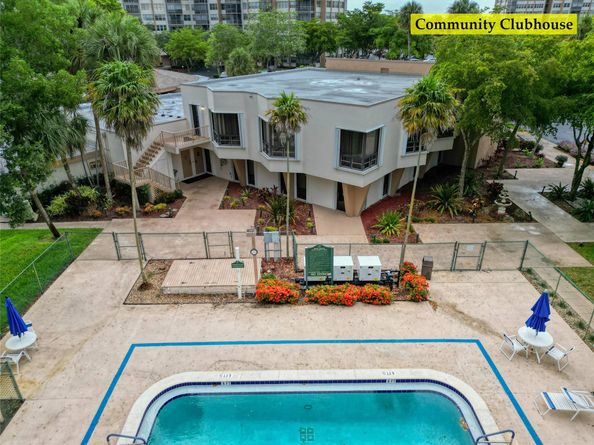 1100 Saint Charles Pl 708, Pembroke Pines FL 33026
