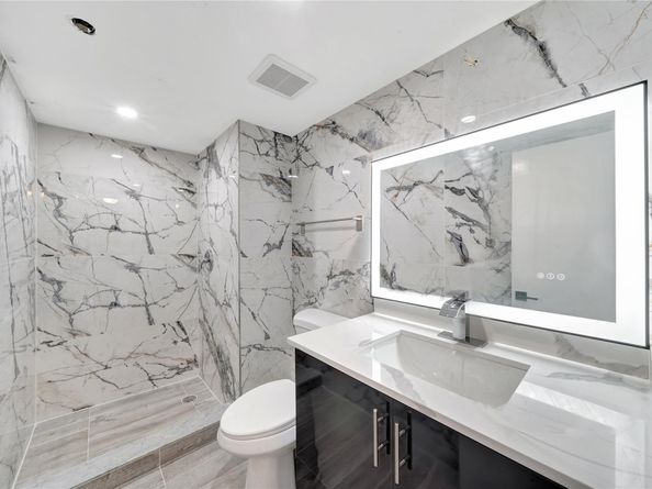 1100 Saint Charles Pl 708, Pembroke Pines FL 33026