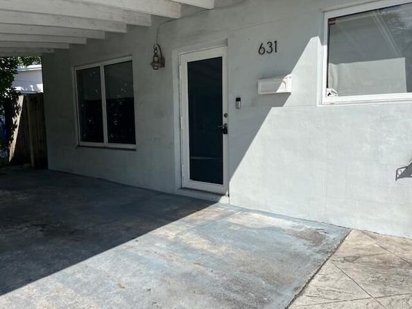 631 N 70th Avenue, Hollywood FL 33024