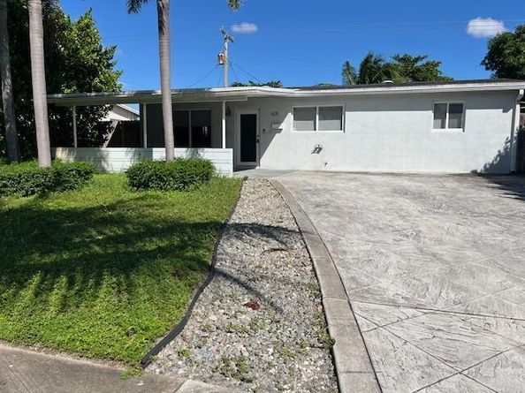 631 N 70th Avenue, Hollywood FL 33024