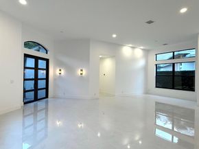 123 Victoria Bay Court, Palm Beach Gardens FL 33418