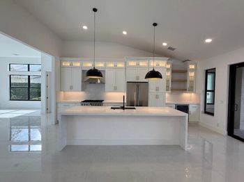 123 Victoria Bay Court