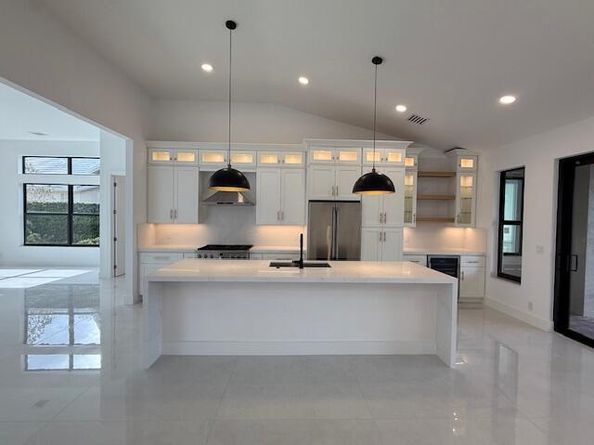 123 Victoria Bay Court, Palm Beach Gardens FL 33418