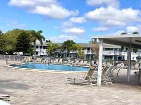 374 Markham Q, Deerfield Beach FL 33442