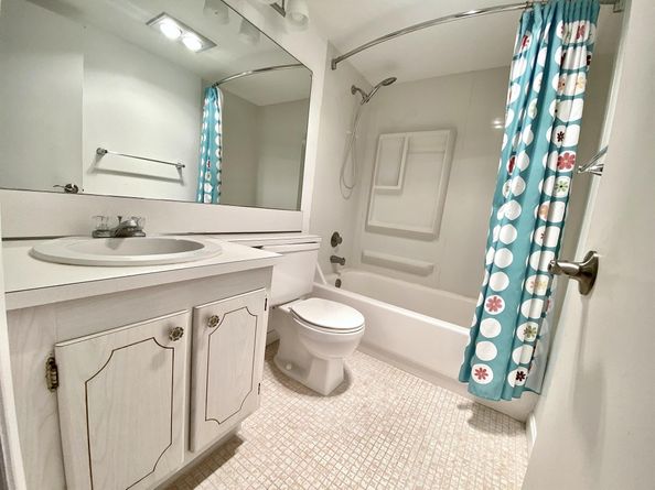 374 Markham Q, Deerfield Beach FL 33442