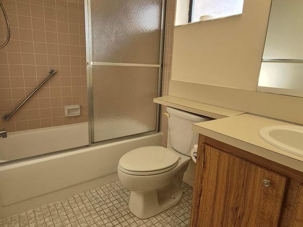 4640 Lucerne Lakes Boulevard 304, Lake Worth FL 33467