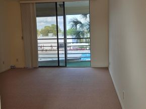 4640 Lucerne Lakes Boulevard 304, Lake Worth FL 33467