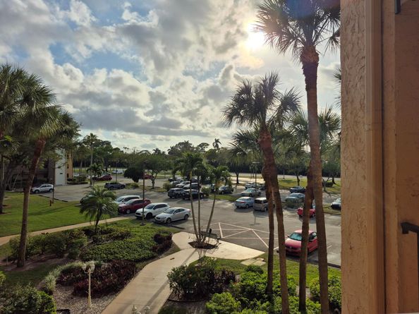 4640 Lucerne Lakes Boulevard 304, Lake Worth FL 33467
