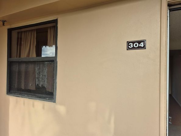 4640 Lucerne Lakes Boulevard 304, Lake Worth FL 33467