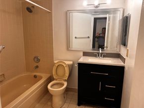 8701 Wiles Rd 203, Coral Springs FL 33067