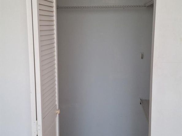 2860 Somerset Dr 416, Lauderdale Lakes FL 33311