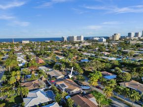 2585 SE 3rd St, Pompano Beach FL 33062