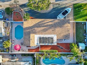2585 SE 3rd St, Pompano Beach FL 33062
