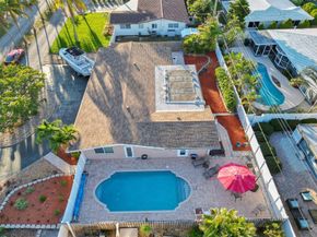 2585 SE 3rd St, Pompano Beach FL 33062