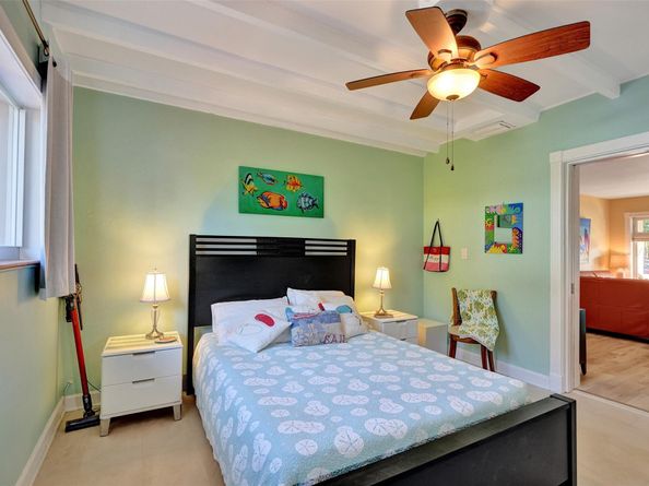 2585 SE 3rd St, Pompano Beach FL 33062