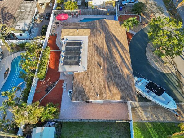 2585 SE 3rd St, Pompano Beach FL 33062