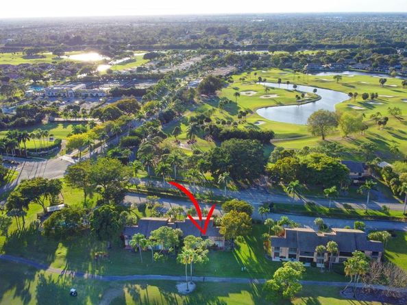5334 Fountains Dr 221, Lake Worth FL 33467
