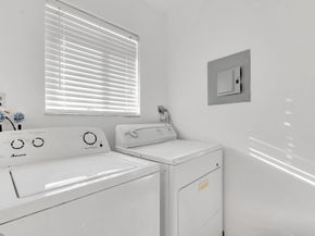 5334 Fountains Dr 221, Lake Worth FL 33467