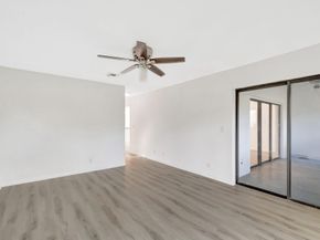 5334 Fountains Dr 221, Lake Worth FL 33467