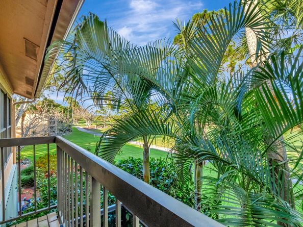 5334 Fountains Dr 221, Lake Worth FL 33467