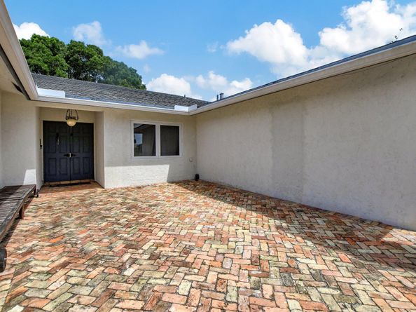 4955 Covey Trail, Boca Raton FL 33487