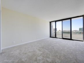 525 S Flagler Drive 17c, West Palm Beach FL 33401