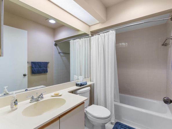900 Crosswinds Dr D2, Greenacres FL 33413