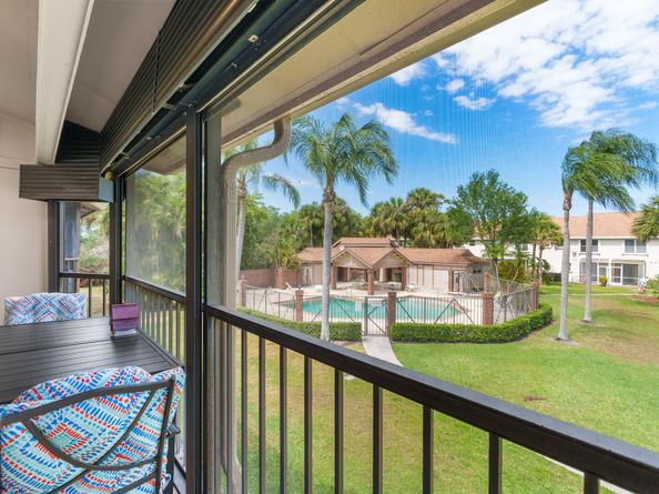 900 Crosswinds Dr D2, Greenacres FL 33413