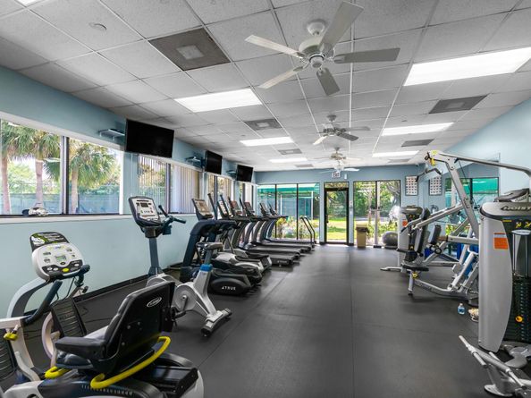 900 Crosswinds Dr D2, Greenacres FL 33413