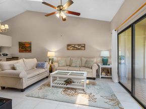 900 Crosswinds Dr D2, Greenacres FL 33413
